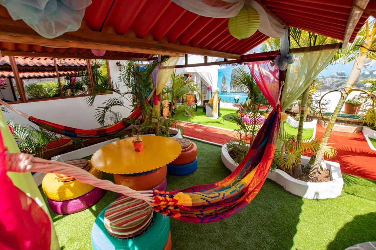 Hostal Gosen Puerto Baquerizo Moreno Exterior photo