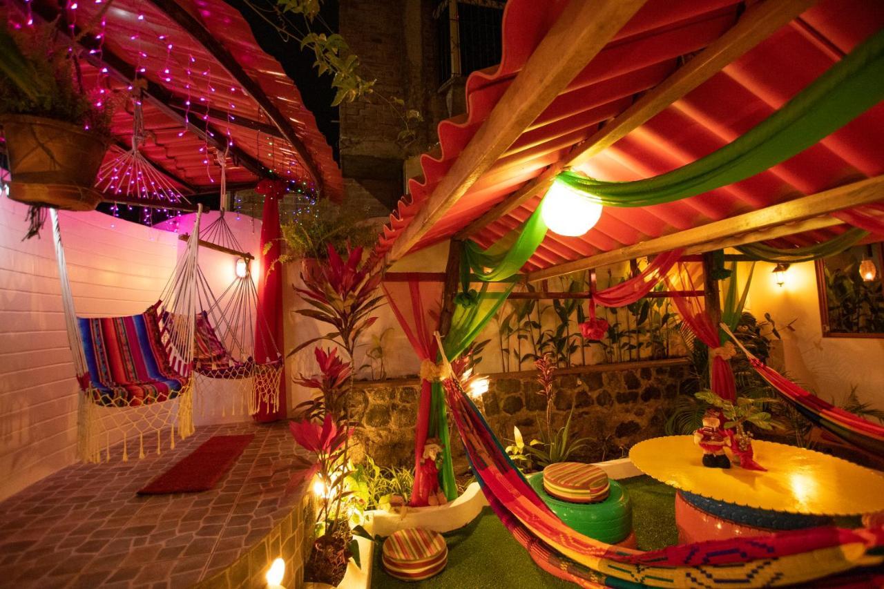 Hostal Gosen Puerto Baquerizo Moreno Exterior photo