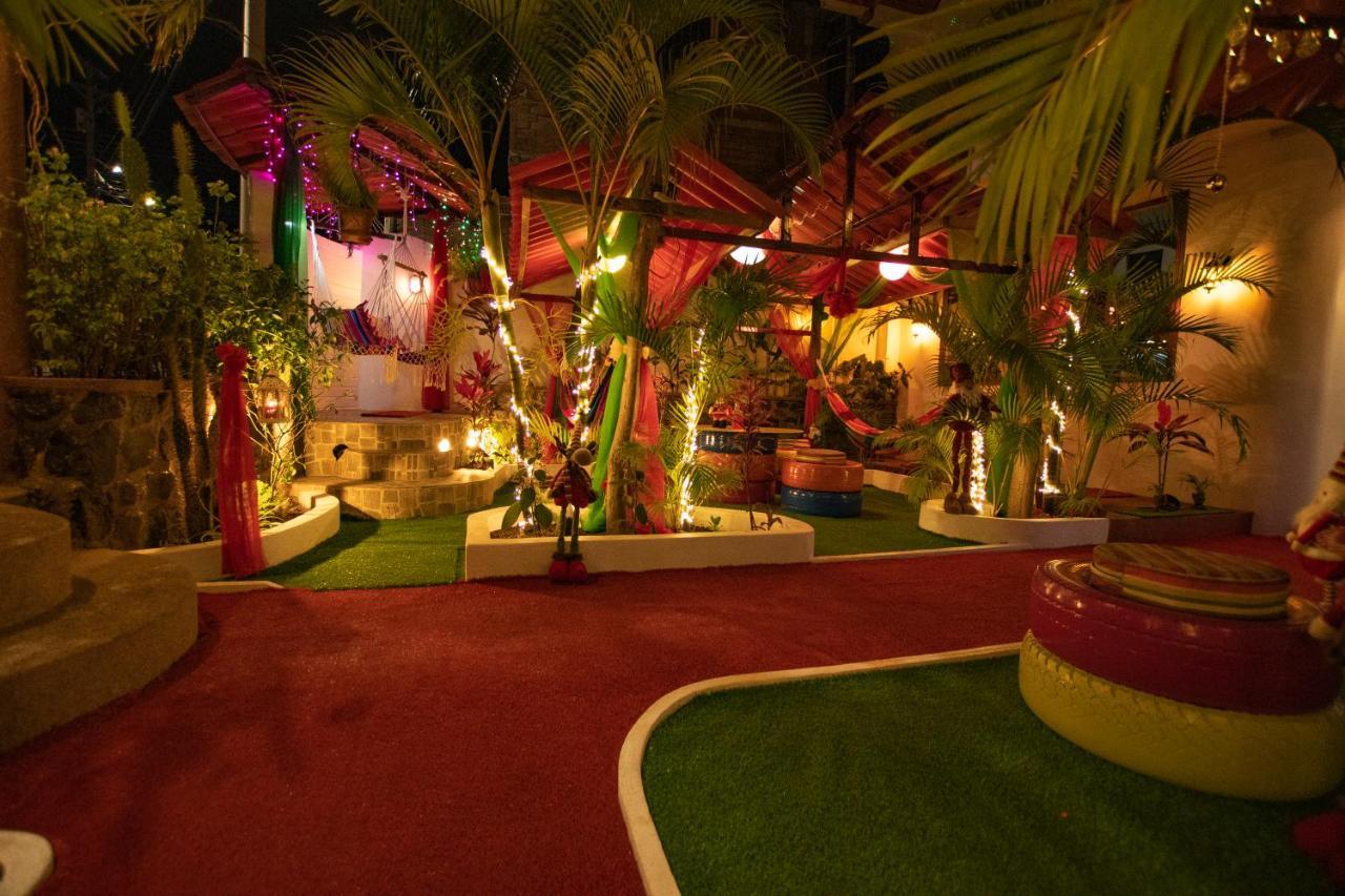Hostal Gosen Puerto Baquerizo Moreno Exterior photo