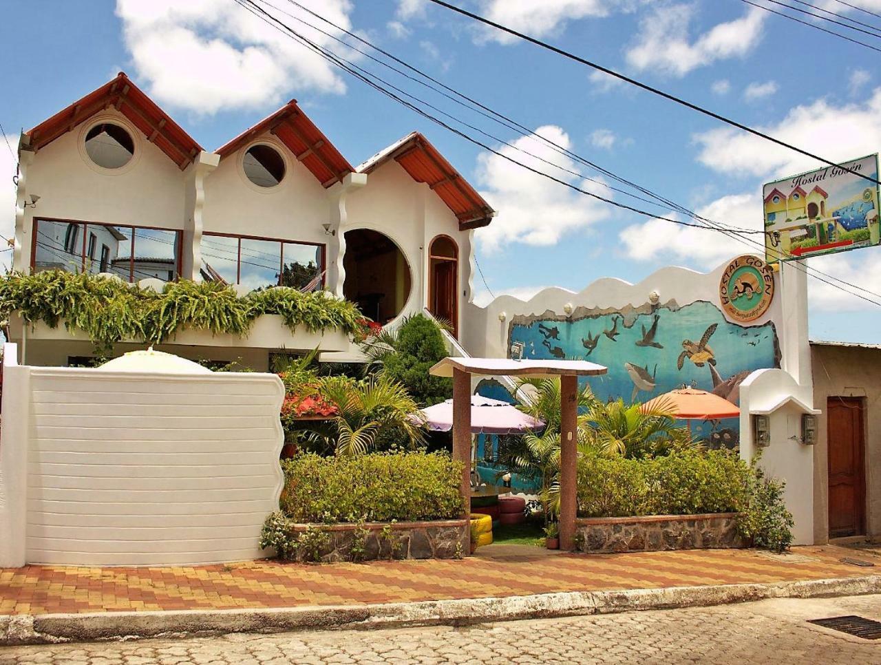 Hostal Gosen Puerto Baquerizo Moreno Exterior photo